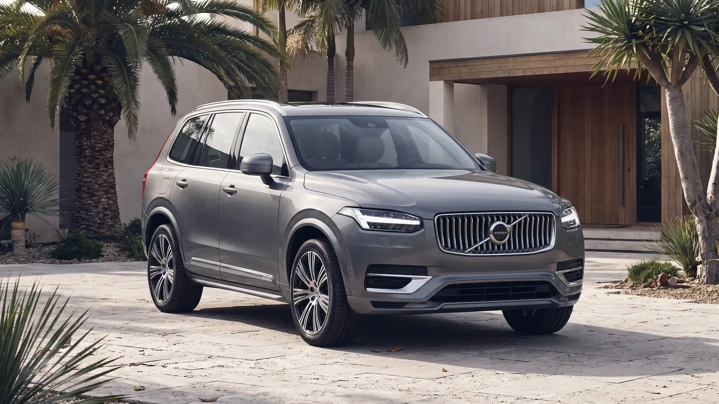 Volvo XC90 — vista dianteira