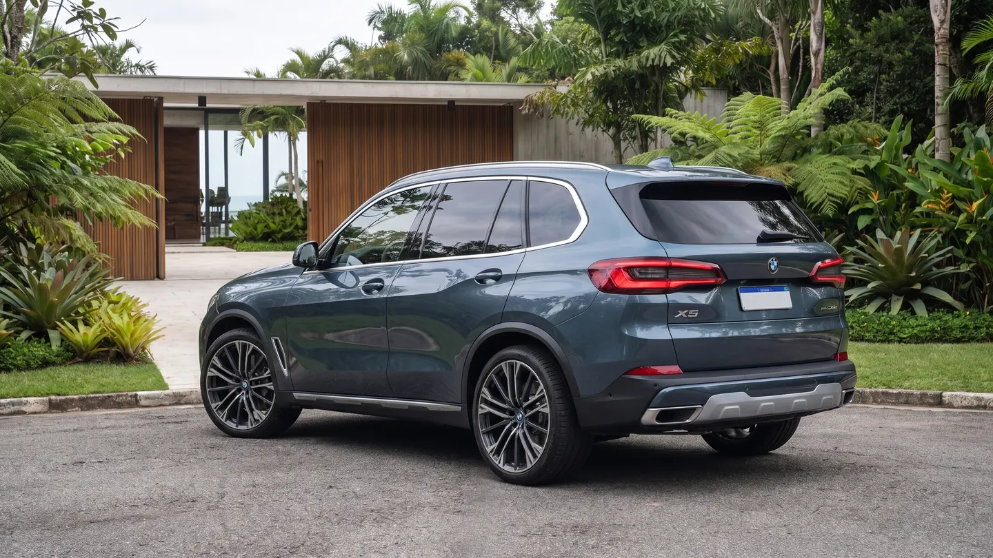 BMW X5 — segundo ângulo