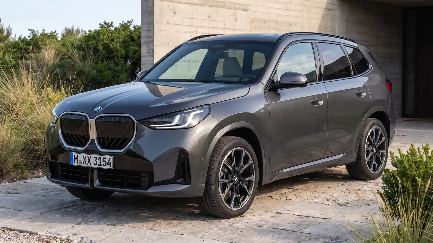 BMW X3 — segundo ângulo