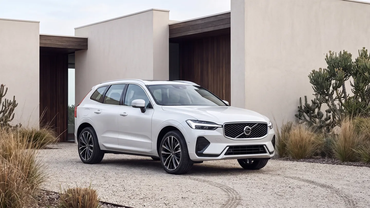 Volvo XC60 — vista dianteira